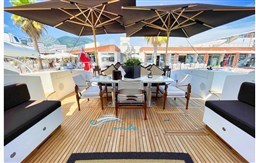 Mangusta 92 tavolo pozzetto