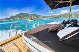 Mangusta 92 prendisole 2