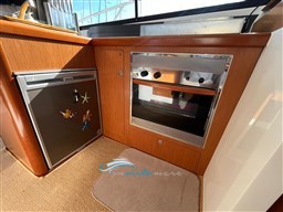 Antares 36 frigo e forno