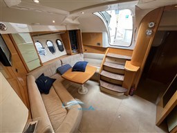 Absolute 41 dinette 1