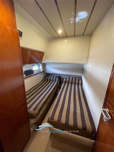 Ferretti 120 camera doppia