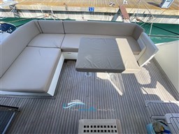 Galeon 550 divano fly