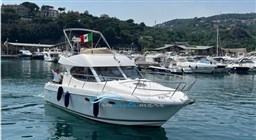 Prestige 32 navigazione 4