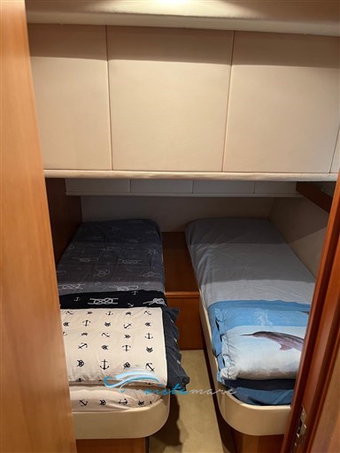 Striking 36 camera doppia 2