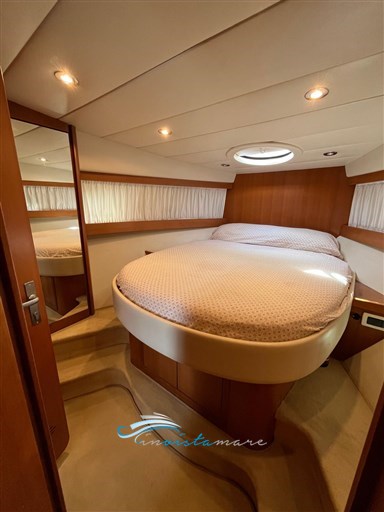 Striking 36 camera armatore 3