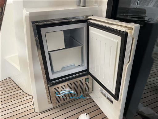 Prestige 460 frigo esterno