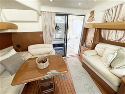 Prestige 42  tavolo