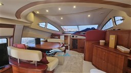 Aicon 52  panoramica interno