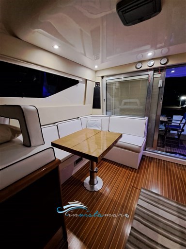 Carnevali 120  dinette