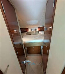 SeaRay 455 entrata camera