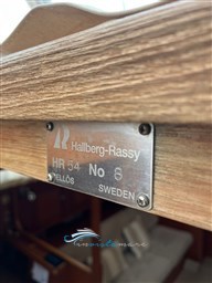 HALLBERG  PARTICOLARE