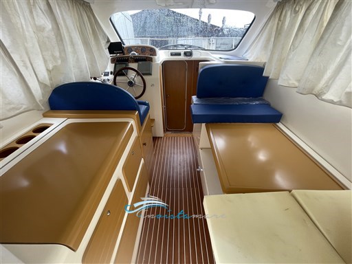 Intermare 30 dinette