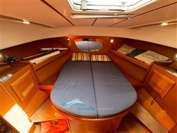 Antares 10.80  camera matr. prua