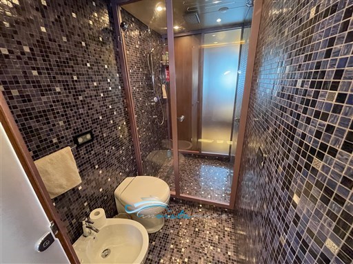 Velvet 90 bagno 1