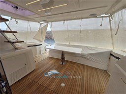 Ferretti 550 pozzetto 2