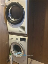 Ferretti 550  lavanderia