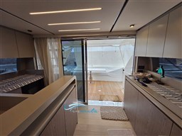 Ferretti 550 entrata