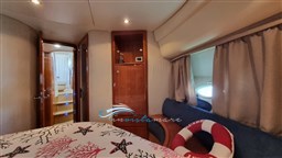 AZ 42  camera armatore 2