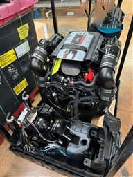 Sea Ray 250  motore 2