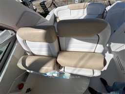 Sea Ray 335 divani