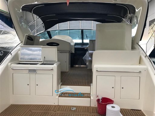 Uniesse 48 panoramica