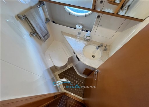 Uniesse 48 bagno