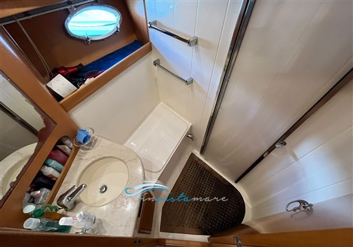 Uniesse 48 bagno 1