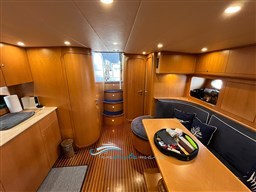 Uniesse 48 entrata