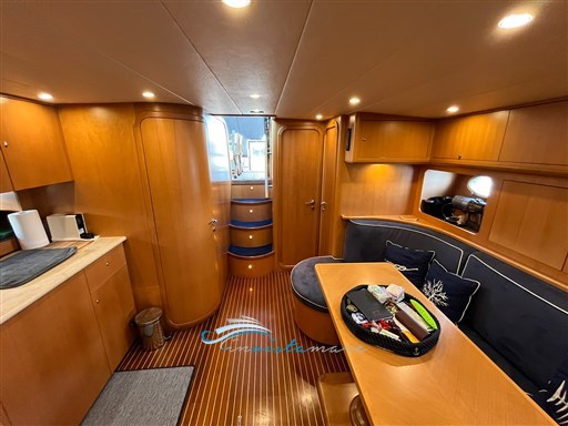 Uniesse 48 entrata