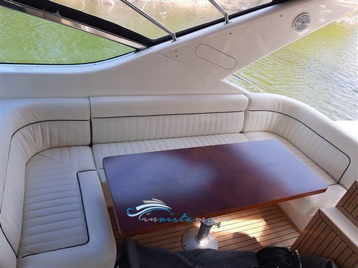 Uniesse 48 tavolo pozzetto