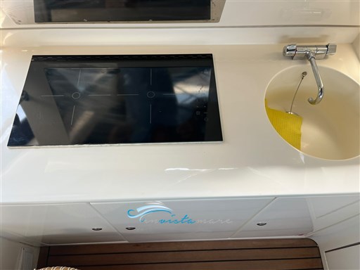 Uniesse 48 cucina esterna
