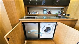 Atlantis 44 lavatrice