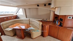 silverton 45 dinette