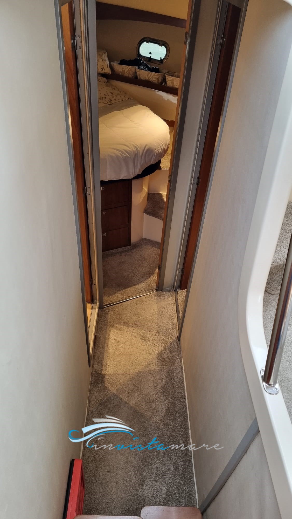 Intermare 33 corridoio