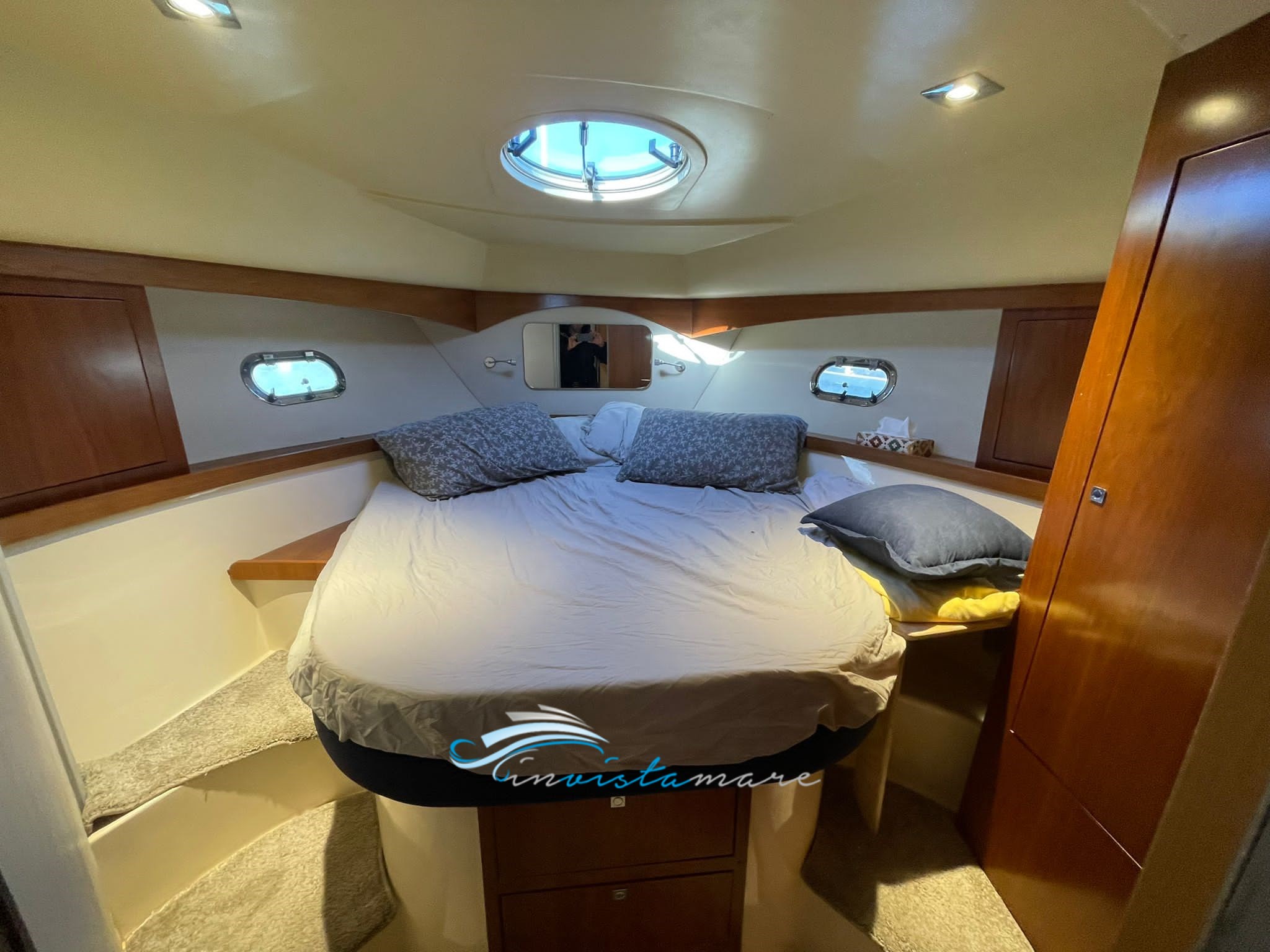 Intermare 33 camera