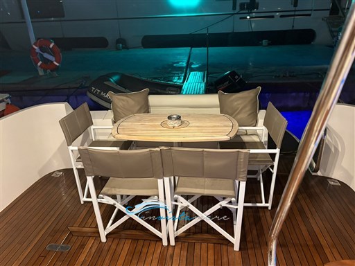 Intermare 43 tavolo pozzetto