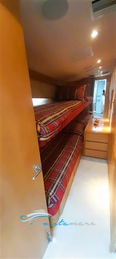 Hatteras 60 letti castello