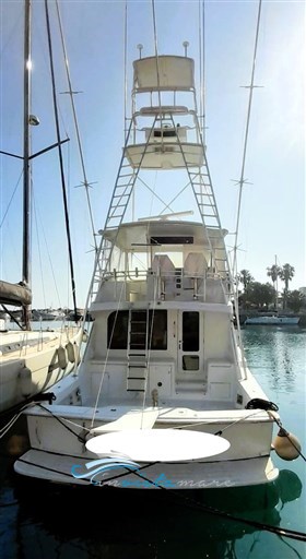 Hatteras 60 esterno