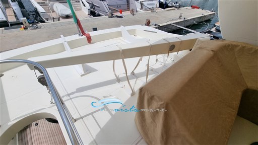 Canados 72 particolare fly