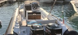 Cayman 28 esterno