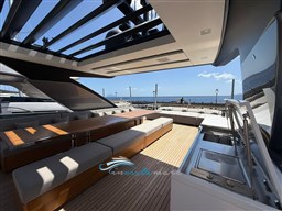 Sanlorenzo 86 cucina esterna