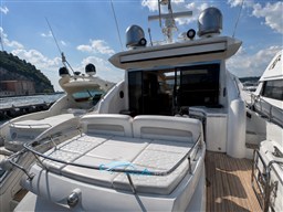 Predator 52 prendisole