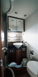 Predator 52 bagno