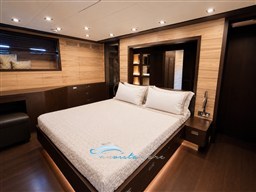 EC3BF27D-3921-48EA-9240-D0D9B36052B8.png