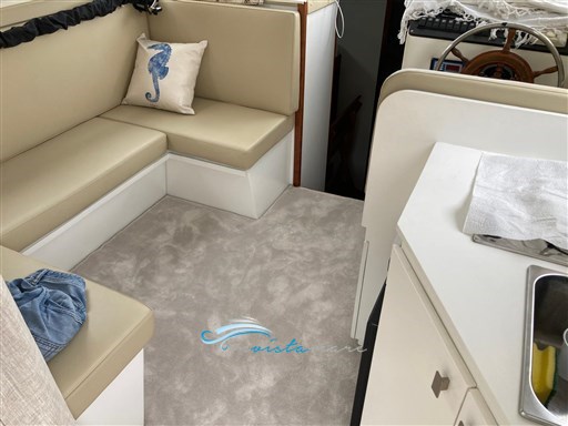 DC 9 dinette