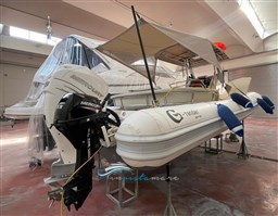 G Tender 8 esterno 1