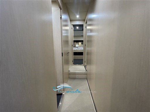 Riva 75 ingresso