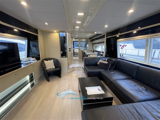 Riva 75 interno