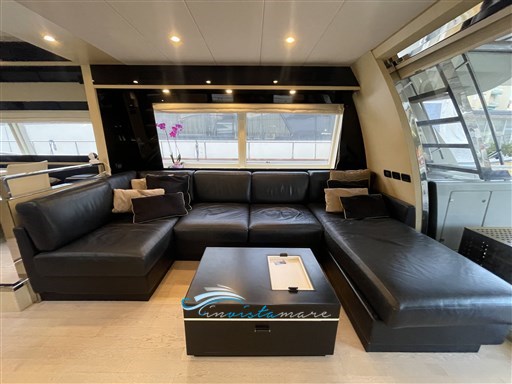 Riva 75 dinette