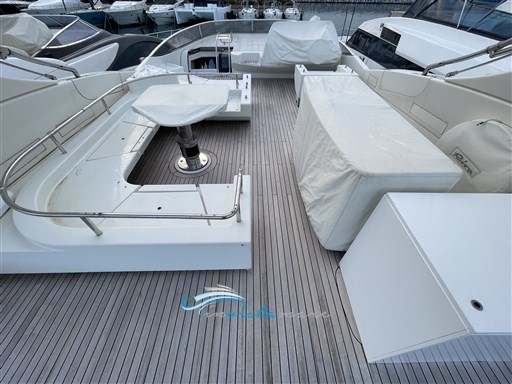 Riva 75 fly